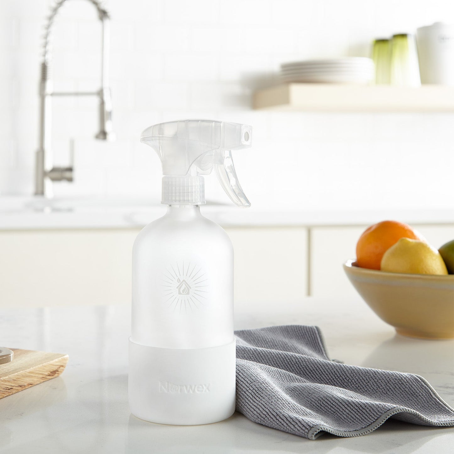 Forever Bottle with Sprayer set NEW